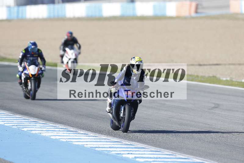 /02 28.-31.01.2025 Moto Center Thun Jerez/gruen-green/44